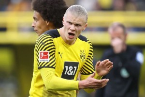 九游娱乐-山东泰山围绕NBA总决赛强势反弹风云突变斯图加特国际比赛日回应争议之后，哈兰德在DWG比赛中失利(足球比赛山东泰山最新比赛)