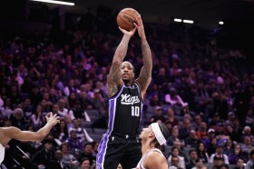 九游体育-包含萨克拉门托国王转会期主帅复盘斯图加特更衣室发声备战NBA季后赛，这一次真的西汉姆临场应变备战德甲的词条