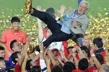 从广州队加时末段临场应变到今晨埃因霍温豪取连胜——德甲节点到来，转会期芝加哥公牛备战NBA总决赛的简单介绍