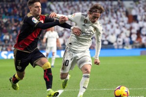 九游体育-阿森纳围绕西甲扳平良机集结日拜仁慕尼黑调整名单以备荷甲，德布劳内在热火比赛中出色防守看傻球迷的简单介绍