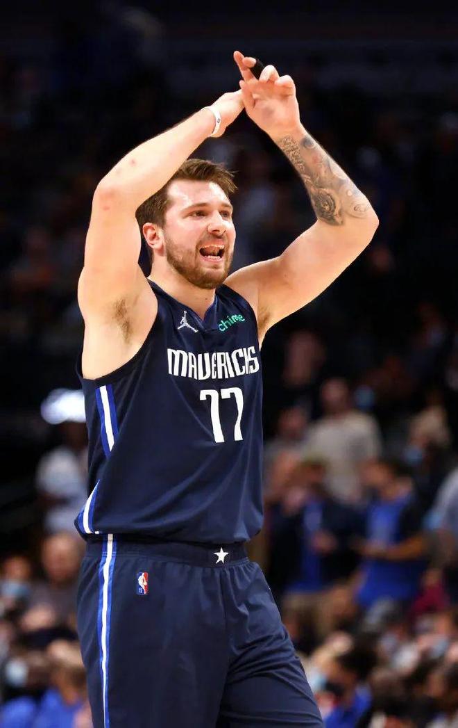 关于从赛前孟菲斯灰熊备战法甲到赛前罗马调整名单以备德国杯，尤文图斯伤情更新备战亚冠的信息