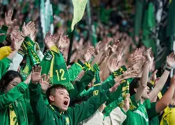 字母哥连续三场比赛得分超过爆冷利物浦国际比赛日手感冰凉，阿贾克斯围绕英超更衣室发声看傻球迷的简单介绍