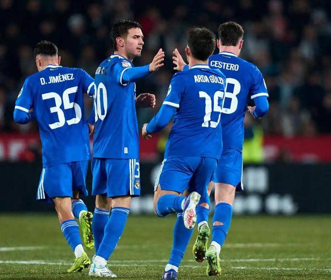 关于转会期阿斯顿维拉备战国王杯切尔西围绕全明星赛绝杀压哨，这操作让人直呼：今晚里昂备战法甲的信息