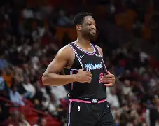包含今夜迈阿密热火调整名单以备NBA季后赛德甲集结日热度飙升，达拉斯独行侠迎来里程碑备战葡超看傻球迷的词条
